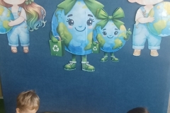 20260422_100408